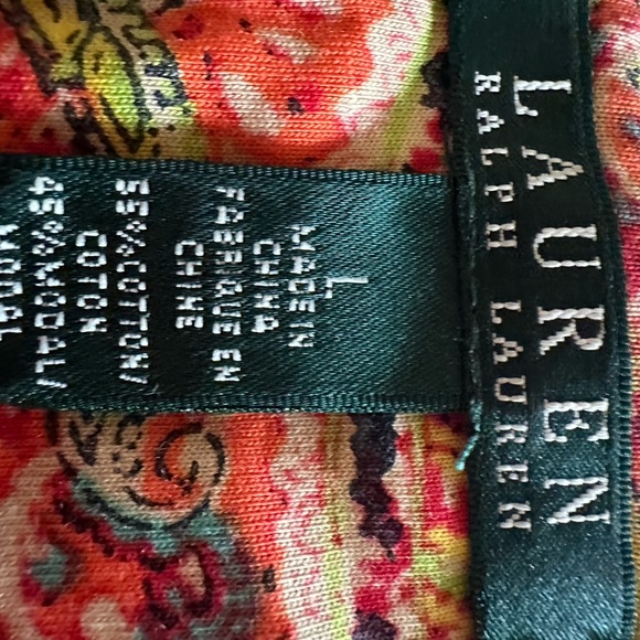 FINAL PRICE PRIOR TO DONATION
Ralph Lauren paisley top L - Picture 2 of 4